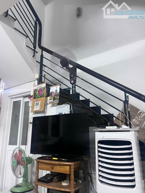 Nhà bán 3 tầng kiên cố cách đường Độc Lập 50m. hẻm xe hơi. Tân Phú, Hồ Chí Minh - 4
