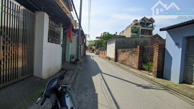 Bán đất Giao Tất,xã Thuận An 45m2 Mt5.5m,1 ngoặt ra trục chính, đường 2m.Gần đường quốc lo - 4