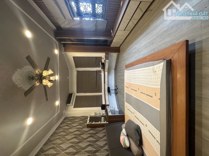 BIỆT THƯ LÔ GÓC 224M2 TÂN THỚI NHẤT Q12 TẶNG TOÀN BỘ NỘI THẤT GỖ QUÝ CHỈ 30 TỶ - 4