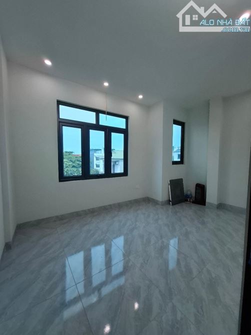 Bán nhà Đại Cát, Bắc Từ Liêm, 34m2, 5 tầng, mặt tiền 4.6m, giá 5.8 tỷ - 4