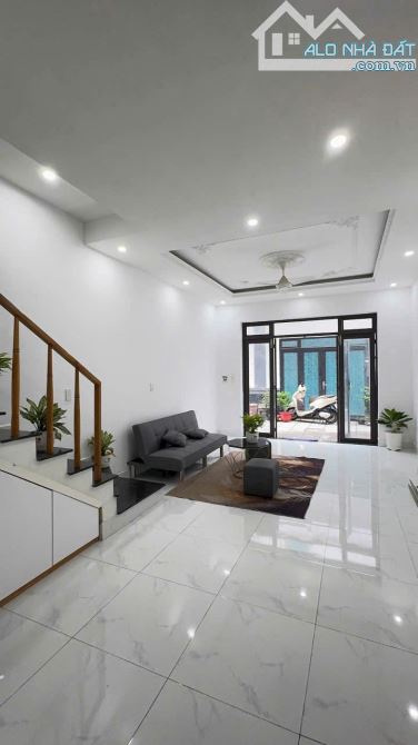 Bán nhà riêng đẹp tại Võ Văn Ngân, 900 triệu, 80m2, 3PN, 2WC, tiện ích đầy đủ, Long An - 4