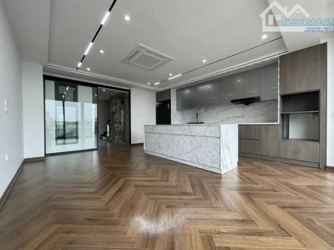 Nhà 8 tầng phố Trạm, Gara, thang mây, kinh dianh, ô tô tránh, 106m2, mt 5.5m, 26.5 tỷ - 4