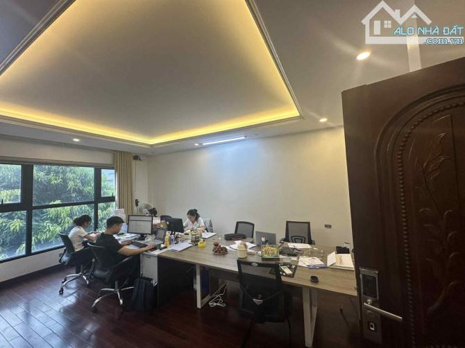BÁN BIỆT THỰ SIÊU VIP VINHOMES GARDENIA HÀM NGHI, DT 156M 5T MT 8M, KD 80TR/ THÁNG. - 4