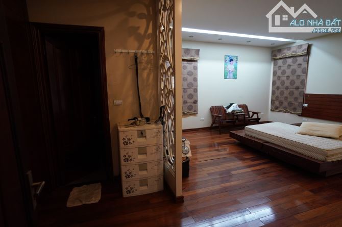 Bán biệt thự sân vườn 5 tầng ngõ 117 Xuân Đỉnh ô tô vào nhà 221m2 giá 220tr/m - 4