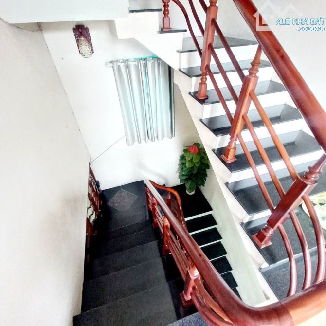 Bán nhà Thượng Cát 90m2 3 tầng biệt thự lô góc, ô tô tránh vị trí đắc địa giá 12,6 tỷ - 4