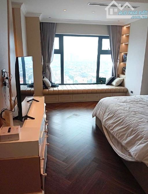 CHỈ VỚI PHÂN KHÚC 27 TỶ - CÓ NGAY CĂN PENHOUSE DUPLEX TÒA AZ LÂM VIÊN - 320M2 - VỊ TRÍ VIP - 4
