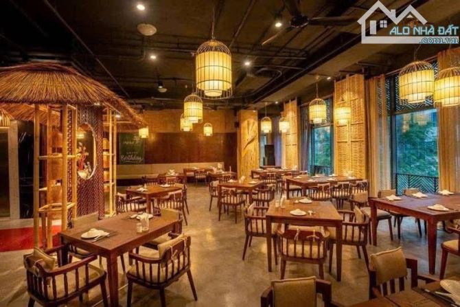 BÁN KHÁCH SẠN DUY TÂN - CẦU GIẤY 850m2 - 14T THANG MÁY - MT 18m - 445 TỶ - DÒNG TIỀN KHỦNG - 4