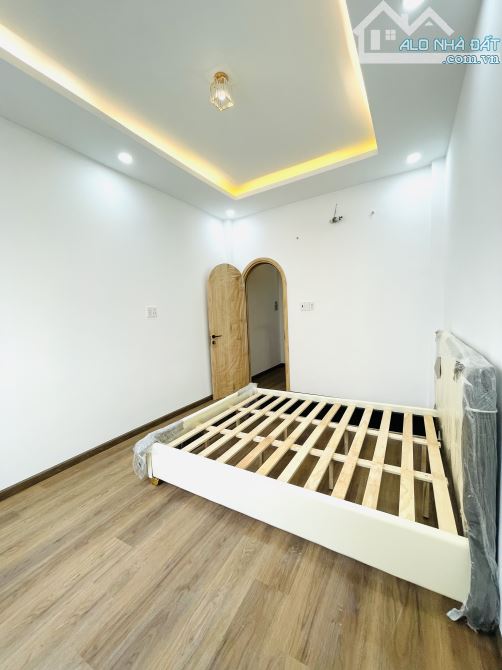 HẼM  ĐƯỜNG SỐ THÔNG SANG KHÁNH HỘI THIẾT KẾ RẤT ẤN TƯỢNG ĐẸP SẮC NÉT - 5