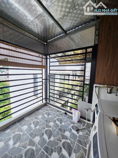 Bán Nhà Trần Khát Chân (phía Lò Đúc nhà máy nước) 5 tầng 3 ngủ giá hơn 4 tỷ xíu - 5