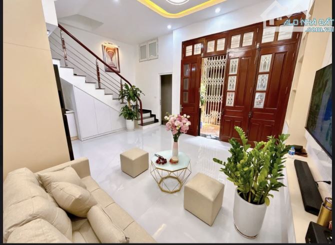 NHÀ THỊNH QUANG  - TRUNG TÂM ĐÔNG ĐA-VÀI BƯỚC - 5