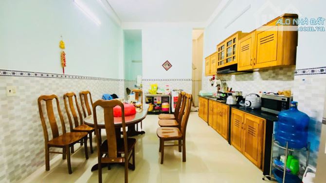 BÁN NHÀ 03 TẦNG ĐƯỜNG TRƯƠNG THỊ KIẾN VĨNH HÒA, TP NHA TRANG GIÁ 5,8 TỶ - 5