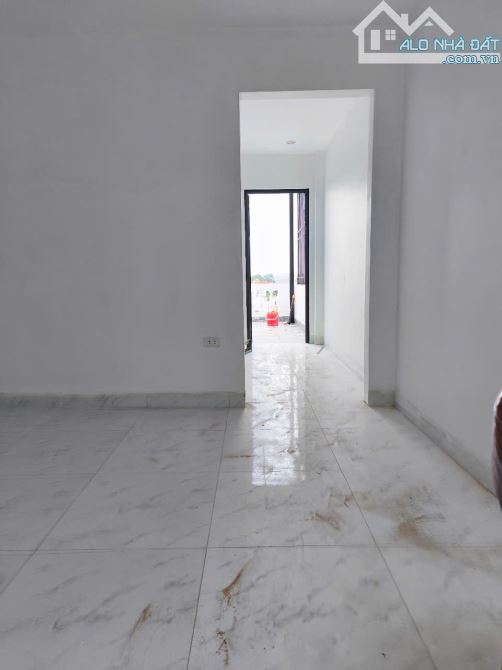 Bán nhà 6 tầng thang máy xã Hưng Đạo gần Yên Nghĩa, gara ô tô, hàng hiếm giá nhỉnh 5 tỷ - 5