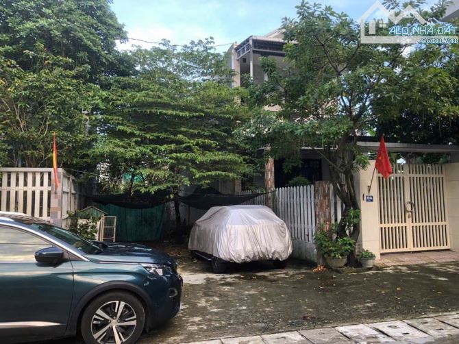 BÁN ĐẤT KIỆT ÔTÔ -ĐƯỜNG NGUYỄN SINH CUNG – VĨ DẠ,TP. HUẾ DT: 180M(6x30)Giá chỉ: 3,5 TỶ - 5
