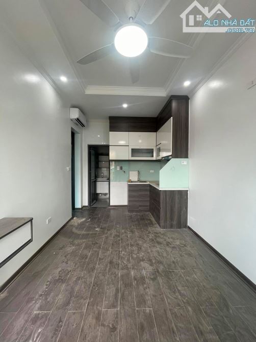 Bán CCMN Triều Khúc. Dt 60m², 8 tầng, thang máy, 12P full nội thất – 70tr/th – giá 11.9 tỷ - 5