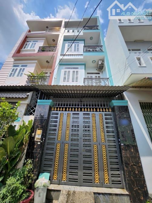 Bán nhà Bình Trị Đông, 4 tầng, 4x15, hẻm nhựa 8m, không lộ giới, nhỉnh 6 tỷ - 5