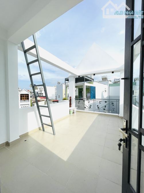 HẼM  ĐƯỜNG SỐ THÔNG SANG KHÁNH HỘI THIẾT KẾ RẤT ẤN TƯỢNG ĐẸP SẮC NÉT - 6
