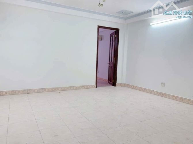 bán nhà mặt tiền đường nguyễn hiền ninh kiều cần thơ, trệt 2 lầu giá 9.5 Tỷ ( 4.5 x 20 ) - 6