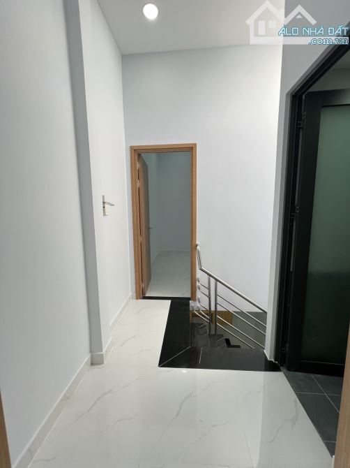 Khu Vip Tân Sơn Nhì 2 Tầng đẹp 4,5m x 10m tặng nội thất chỉ 4.55 Tỷ TL - 6