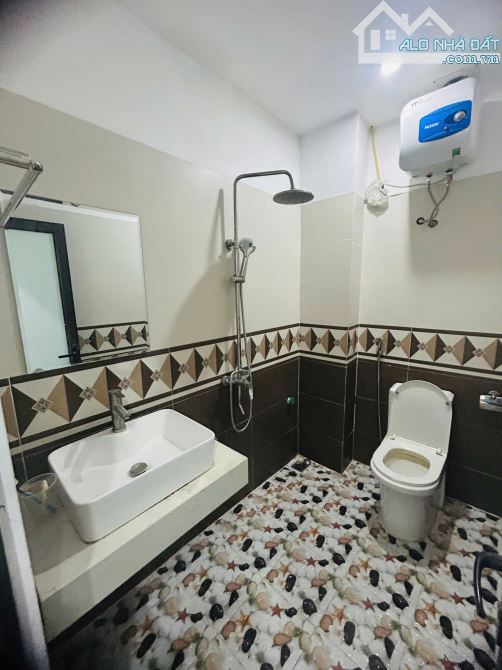 Bán nhà riêng Kim Chung Hoài Đức. Nhà 5 tầng full nội thất. 180m đến chợ Lai Xá Quốc Lộ 32 - 6