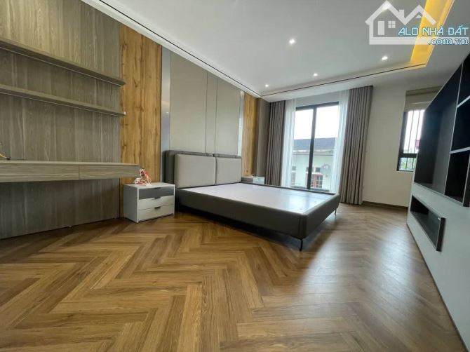 Nhà 8 tầng phố Trạm, Gara, thang mây, kinh dianh, ô tô tránh, 106m2, mt 5.5m, 26.5 tỷ - 6
