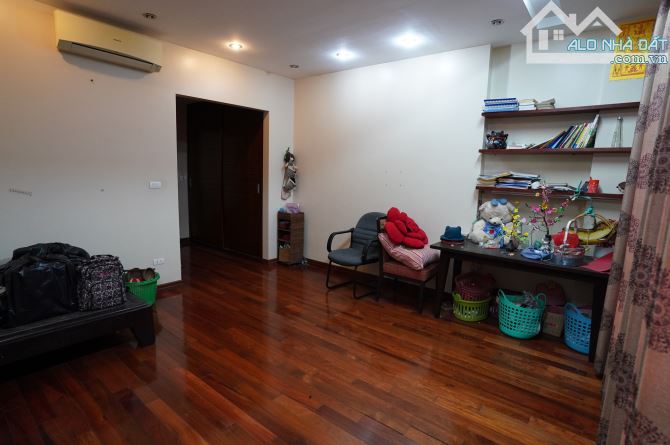 Bán biệt thự sân vườn 5 tầng ngõ 117 Xuân Đỉnh ô tô vào nhà 221m2 giá 220tr/m - 6