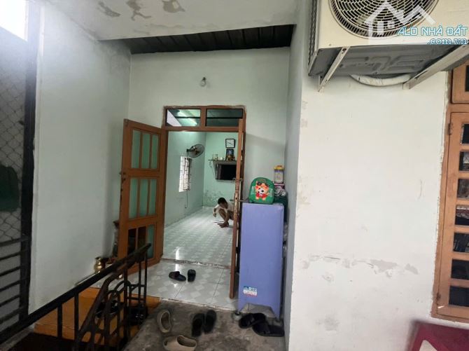 nhà 1 trệt 1 lầu 111m2  và 5 phòng trọ 3ty6 TL cách đường Phạm Hữu Lầu 100m - 6