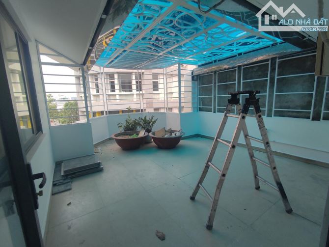 Bán Biệt Thự VIP_Nam Long Trần Trọng Cung_208M2+4Tầng;Sát VinCom;Ngang 8M;Đường 10M;36.Tỷ - 6