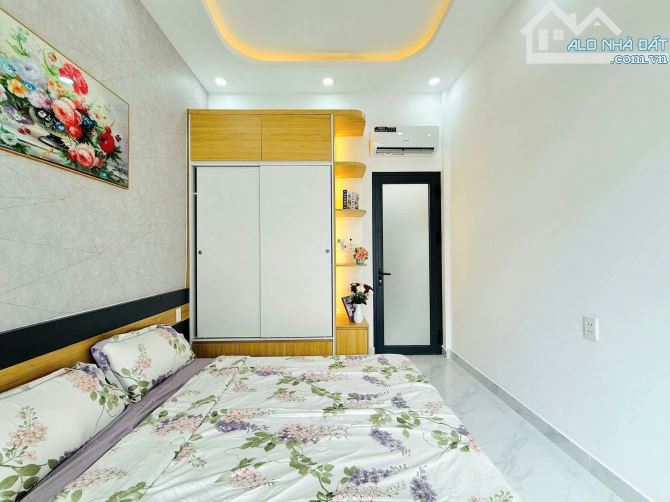 NHÀ 3 TẦNG HẼM 8M NGUYỄN ÁNH THỦ,Q.12,NGANG 4M,56M2,NGAY NGÃ 3 ĐÔNG QUAN,5,7 TỶ,(TL), - 6