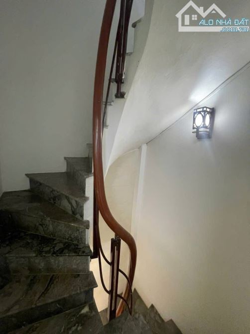 🔥HỘ KHẨU HOÀN KIẾM - NHÀ BẠCH ĐẰNG - NGÕ BA GÁC, GẦN PHỐ - 5 TẦNG FULL ĐỒ CHỈ 4,3TỶ🔥🔥 - 6