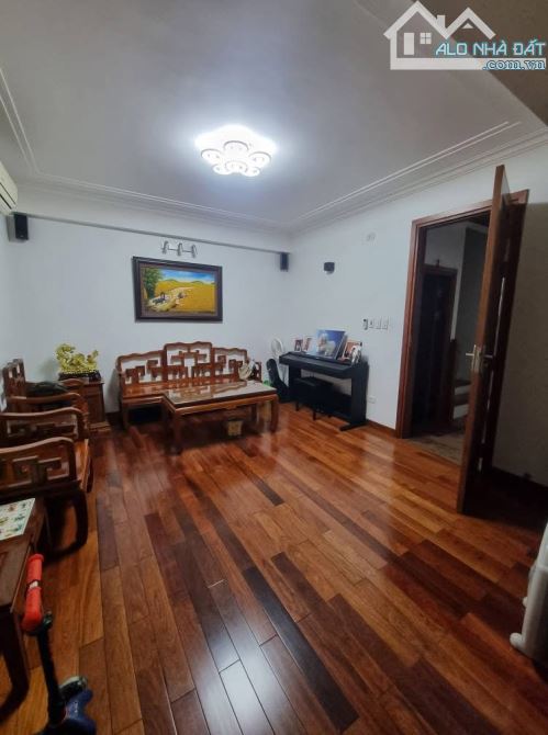 Siêu Phẩm! Đào Tấn Ba Đình-Mặt Phố Kinh Doanh-Vỉa Hè-Oto-2Thoáng-55m 5 Tầng Mt 5,2m Giá 37 - 6
