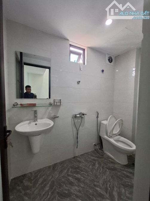 Bán nhà Đại Cát, Bắc Từ Liêm, 34m2, 5 tầng, mặt tiền 4.6m, giá 5.8 tỷ - 7