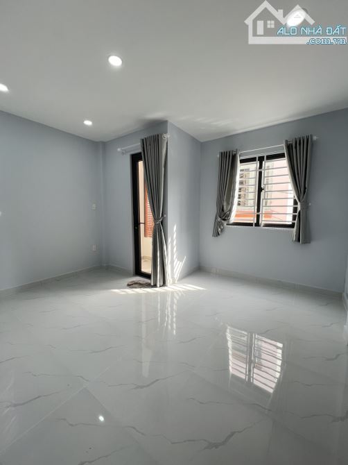 Khu Vip Tân Sơn Nhì 2 Tầng đẹp 4,5m x 10m tặng nội thất chỉ 4.55 Tỷ TL - 7