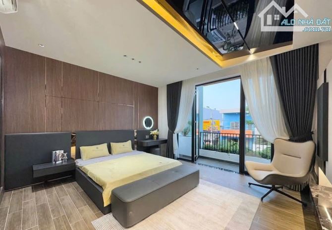 CẦN BÁN NHÀ 1 TRỆT 3 LẦU THIẾT KẾ HIỆN ĐẠI ,ĐƯỜNG TỈNH LỘ 10 GẦN TÊN LỬA KHU CHỢ ĐÔNG ĐÚC. - 7