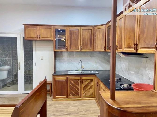 Chủ gửi. NHÀ 1 TRỆT 2 LẦU - KDC SỐ 9, ĐƯỜNG 30/4, TP. CẦN THƠ. Gần Vincom Xuân Khánh - 7