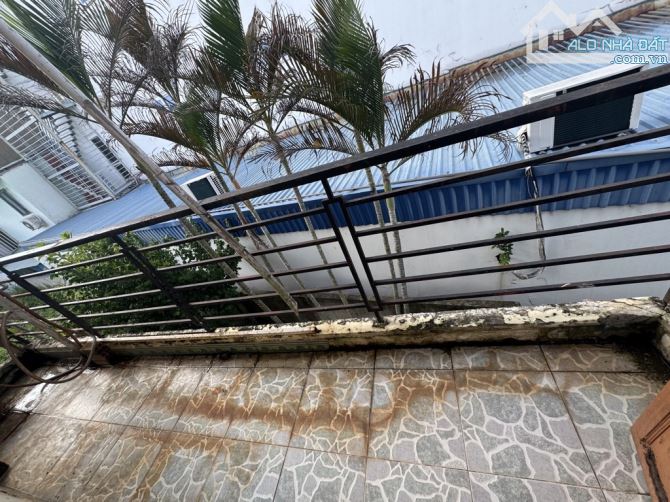 NHÀ HAI TẦNG HẺM XE TẢI PHƯỜNG AN PHÚ ĐÔNG QUẬN 12 GIÁ RẺ- DT 131 m2 (5x27) 3PN DÒNG TIỀN - 8