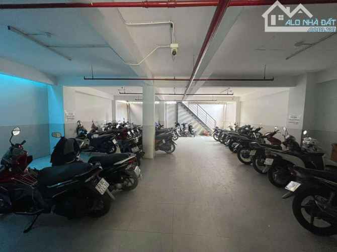 CHDV Nguyễn Tuyển, DÒNG TIỀN KHỦNG 1.4 tỷ /NĂM, HXH, 5 tầng, 10x21, 23.xx Tỷ - 8