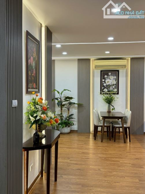Bán Cc khu Đt Hapulico, Thanh Xuân 109m2, giá 9 tỷ  +  3 ngủ 2wc . P - 8