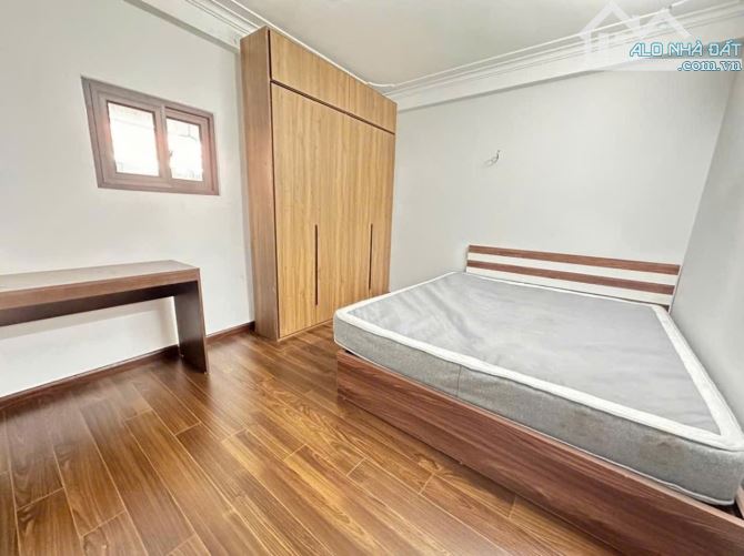 Bán nhà lô góc Nguyễn Trãi, 6 phòng CCMN, dòng tiền 25tr/tháng, giá chỉ 8.8 tỷ - 8