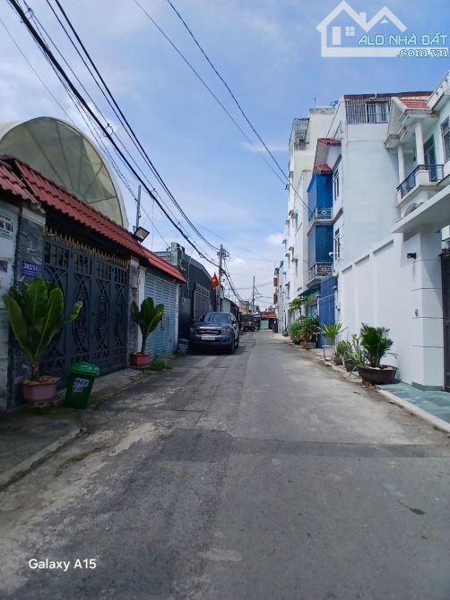 BÁN GẤP NHÀ 3 TẦNG HẺM NHỰA 6M-NGUYỄN THỊ NĂM, QUẬN12– 66M2, NGANG 5M–CHỈ 5.7 TỶ - 8
