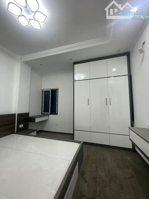 Bán CCMN Triều Khúc. Dt 60m², 8 tầng, thang máy, 12P full nội thất – 70tr/th – giá 11.9 tỷ - 8
