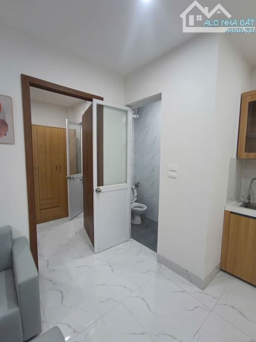 Cho Thuê CCMN Ngõ 26 Hoàng Quốc Việt Cầu Giấy 35m2 1N1K Cửa Sổ Thang Máy Ô Tô Đỗ Cửa - 8