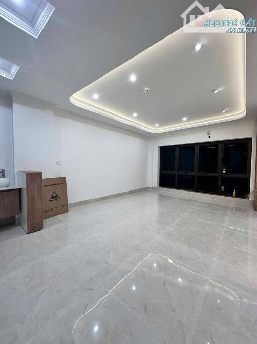 Nguyễn Trãi - Thanh Xuân 37m x 8 tầng, mặt tiền 4.3m, giá 14.35 tỷ thương lượng - 9