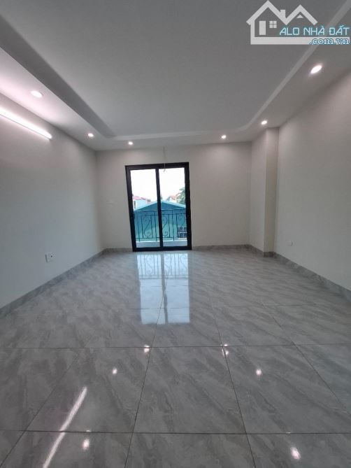 Bán nhà Đại Cát, Bắc Từ Liêm, 34m2, 5 tầng, mặt tiền 4.6m, giá 5.8 tỷ - 9