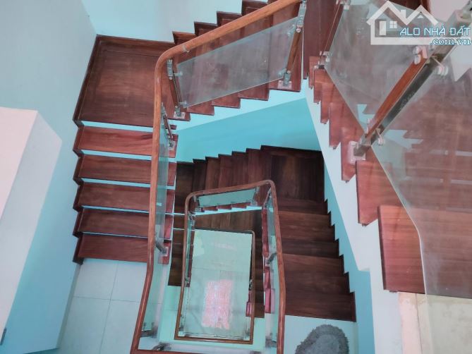 Bán nhà mặt phố Nam Đuống 80m2- 5 tầng- mặt tiền 5.5m- 21 tỷ, gara, kinh doanh, thang máy - 9
