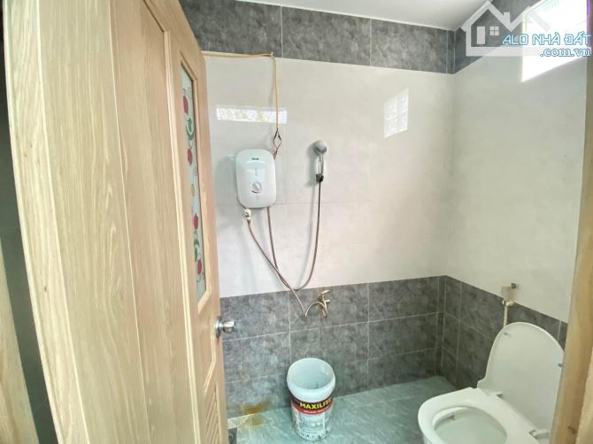 Nhà Cấp 4 Xây Riêng Lẻ - Sổ Hồng Riêng . Đường Xe Hơi 🚗 Tới Nhà. DT 5,5 x 20m (hậu 6,1m) - 9