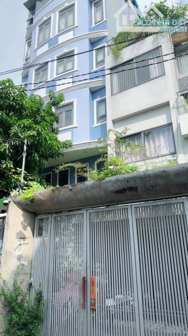 Bán nhà ngay quận 1- 6x28m 4 tầng đang khai thác phòng Dorm 100tr/th- đường Nguyễn Cửu Vân - 9