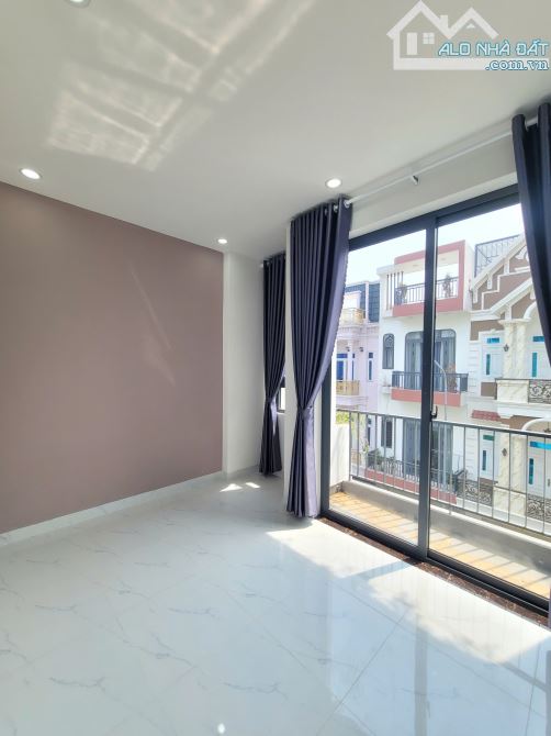 Bán nhà mới 1T2L 4x15m hoàn công, đường D3 KDC Phú Hồng Khang p. Bình Chuẩn, full nội thất - 9