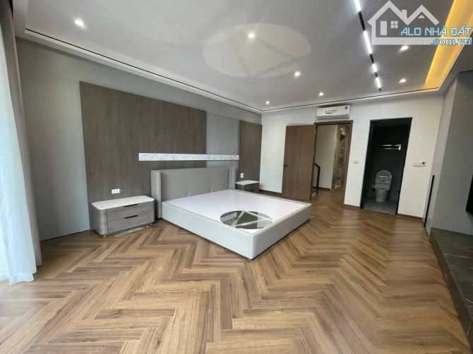 Nhà 8 tầng phố Trạm, Gara, thang mây, kinh dianh, ô tô tránh, 106m2, mt 5.5m, 26.5 tỷ - 9
