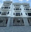Nhà mới đẹp, hiện đại ngay cạnh ĐH Thể Dục TT(35m2-4 tầng)Ở ngay. Giá chỉ 3.150 tỷ.