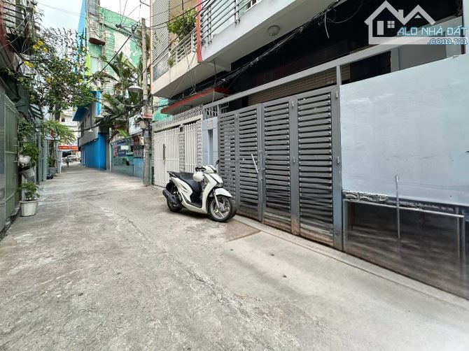 NGÃ TƯ HÀNG XANH – P17, BÌNH THẠNH – 66m² (5x13) – 3 TẦNG – HXH 7 CHỖ – 15 TỶ